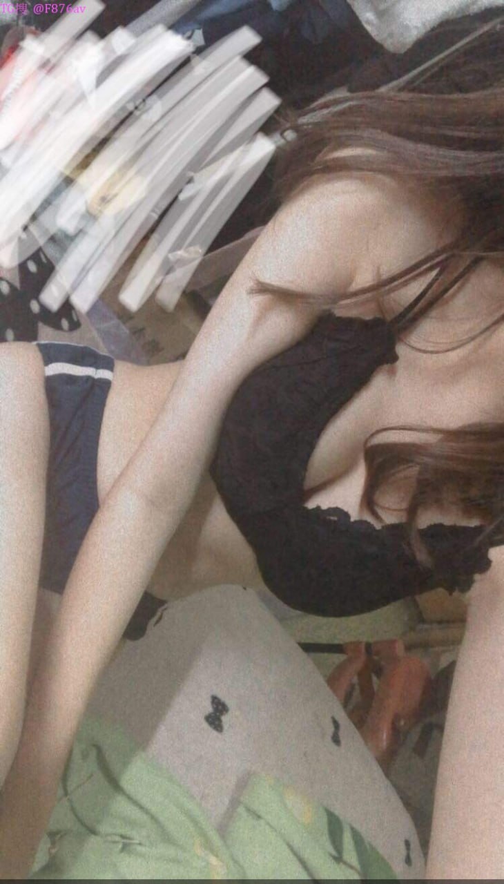 Những cô nàng vú to đít bự dâm đãng